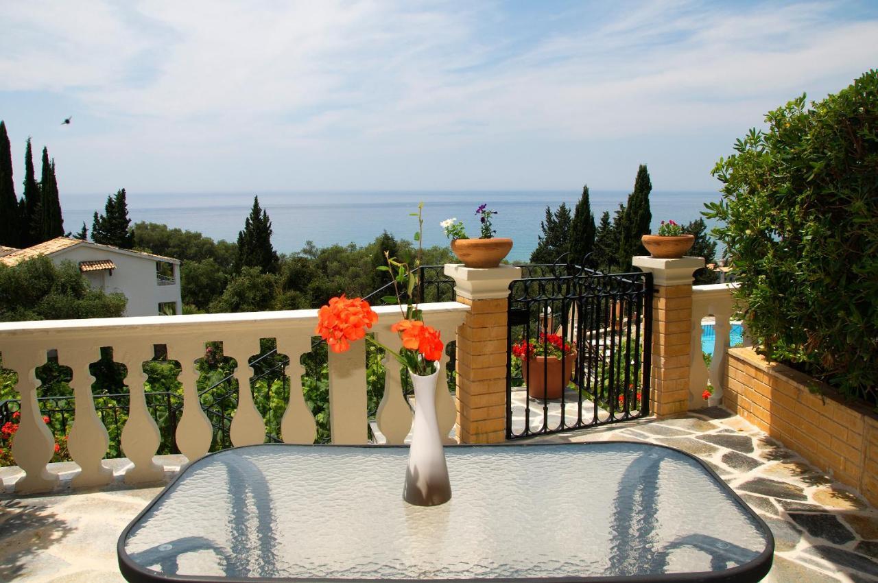 Dina'S Paradise Agios Gordios  Exterior foto